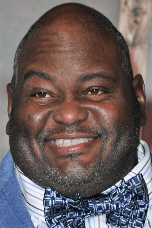 Lavell Crawford as Little Bit