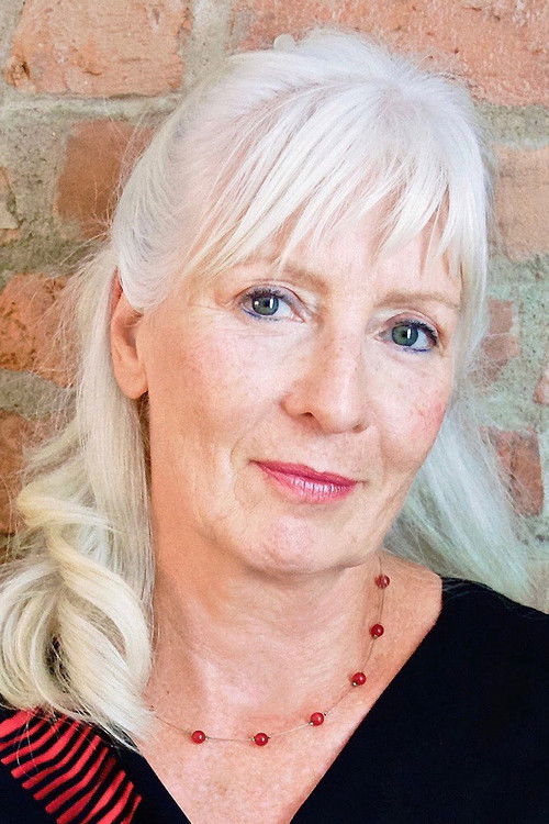 Marie Cantin as Lorraine