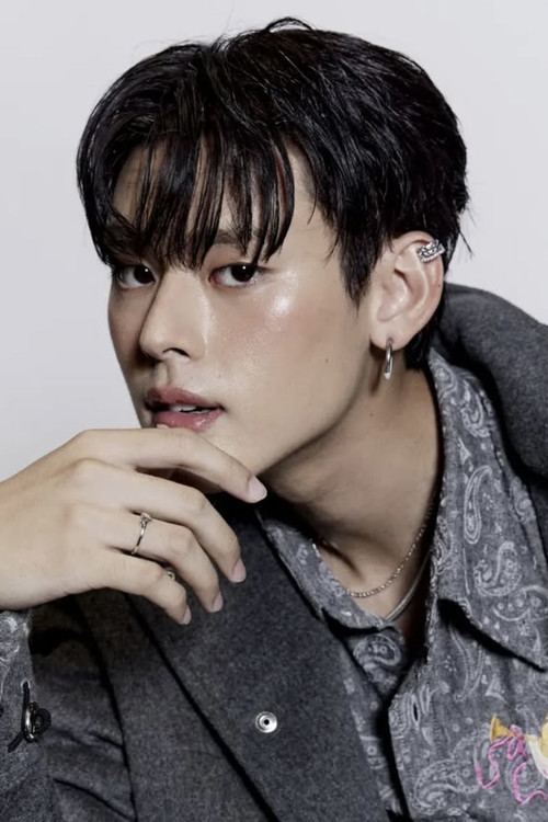 Naran Vikairungroj as Self