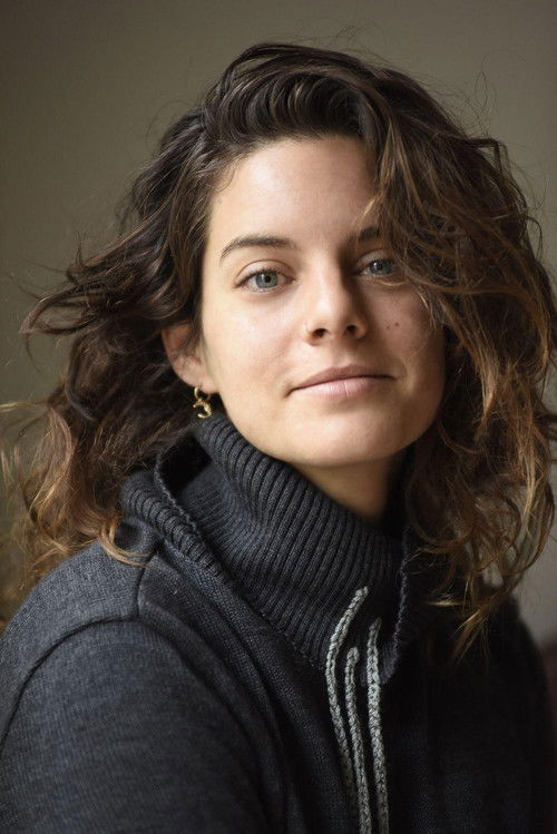 Hili Yalon as Aya Dvir