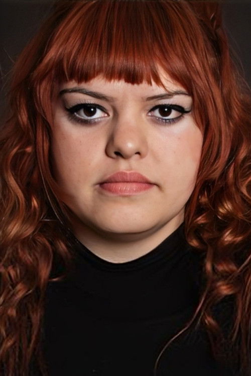 Elif Bestem Taşkömür as Asuman