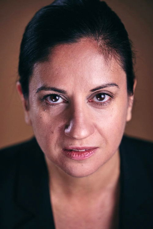 Michaela Kis as Asylantin