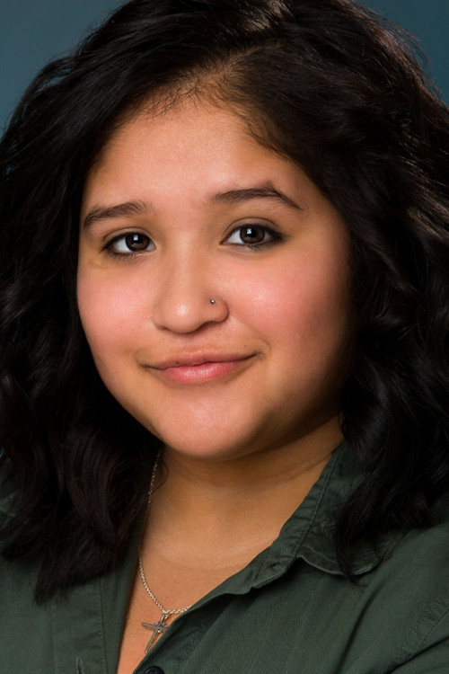 Maggie Perry as Team Captain #1