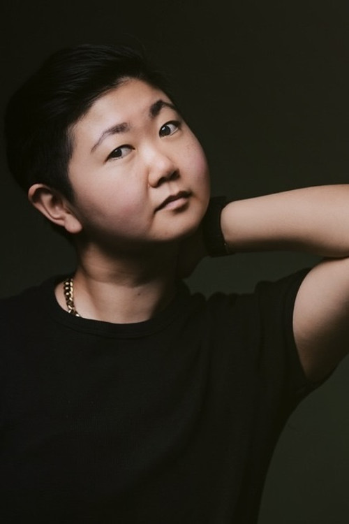 Sagan Chen as Lauren