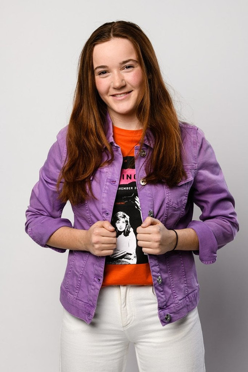 Claire Veldkamp as Jamie