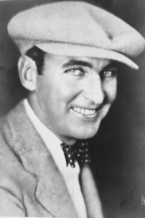 Maurice 'Lefty' Flynn as Thug