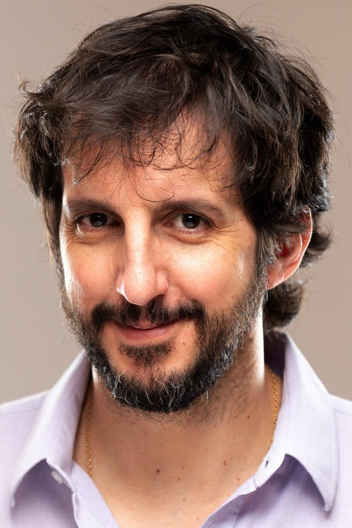 Guillermo Ortega as Oscar