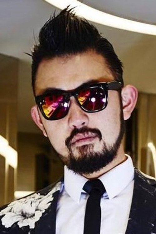 Balaz Lee as Clueless