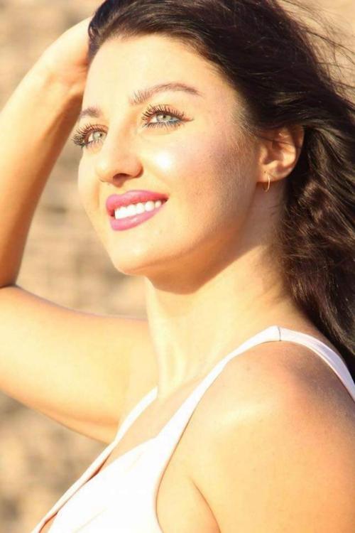 Safinaz as شفيقة