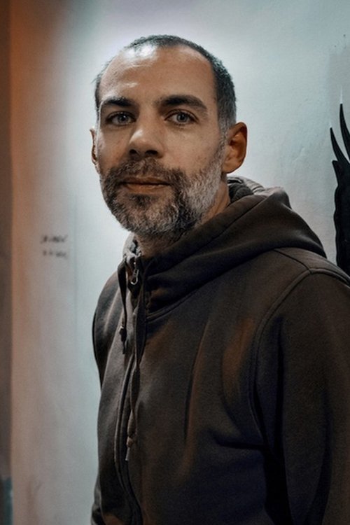 Osman Cerfon as (Voice)