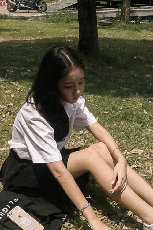 Wanchanok Treesatiein as Da (Karn's friend)