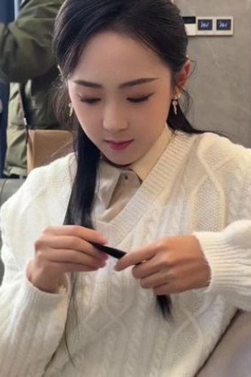 Li Xueyang as Jiang Man