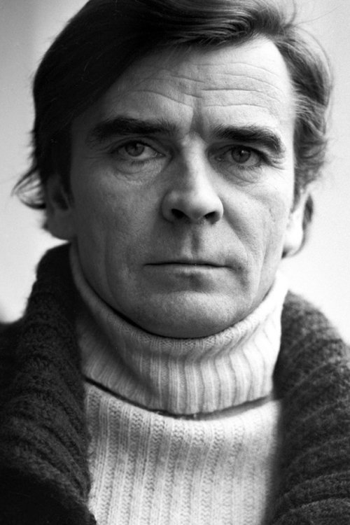 Zygmunt Malanowicz as General Minkiewicz