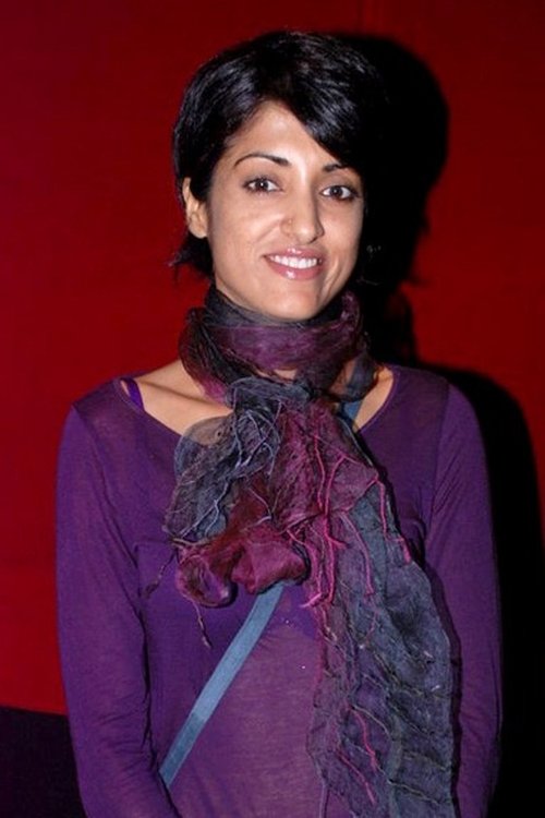 Jesse Randhawa as Kabir's girlfriend