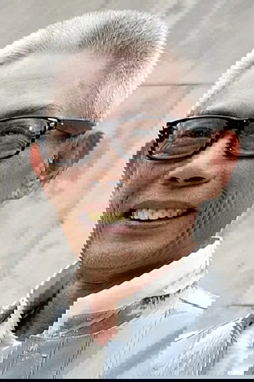 Johnny Chung-Jen Lin as Uncle Huo