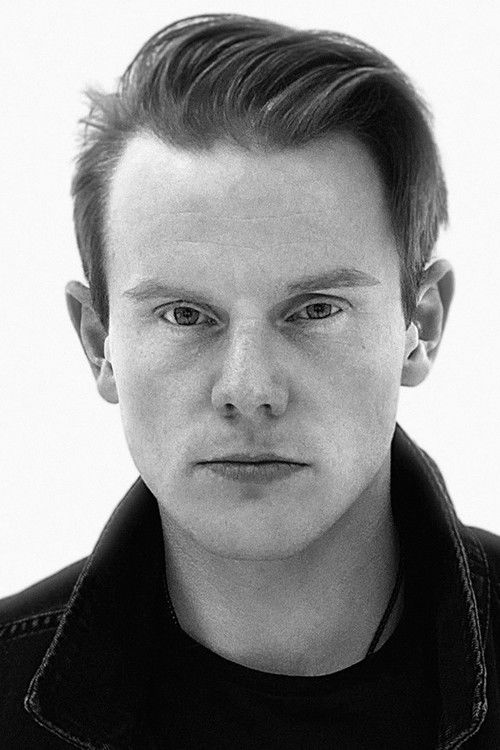 Magnus Dugdale as Andreas Aubert