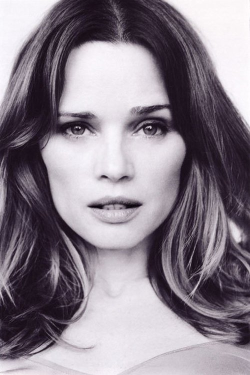 Lorraine Farris as Eve