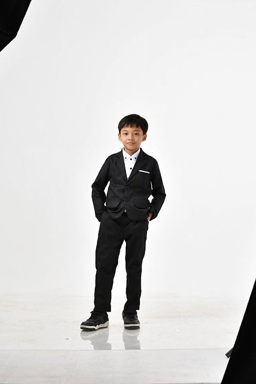 Sri Jago Asoka Rama as Adit (Teman Bayu 2)