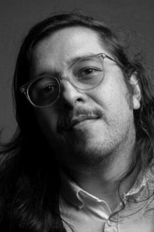 Ariel Escalante as Antonio