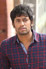 Umapathy Ramaiah as Sundhar