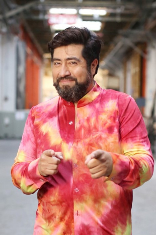 Gustavo Becerra as García