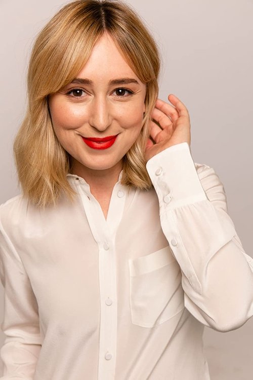 Stephanie Drake as Dakota