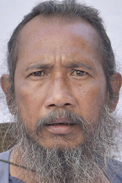 Charay Mueanprayun as 