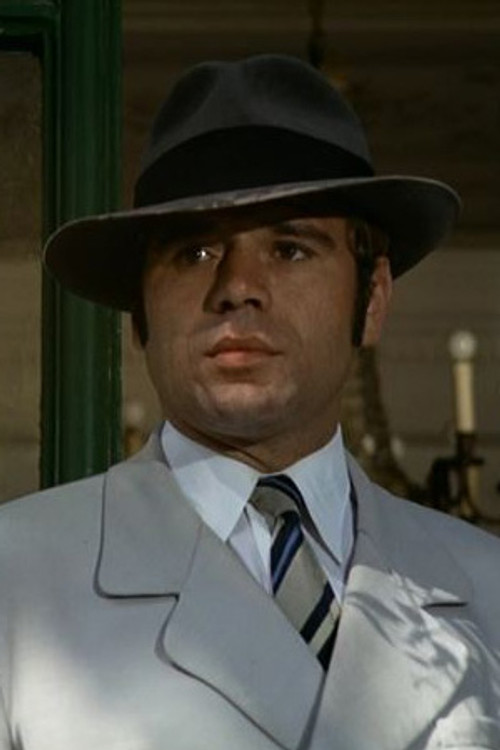 Karl Scheydt as Anzell