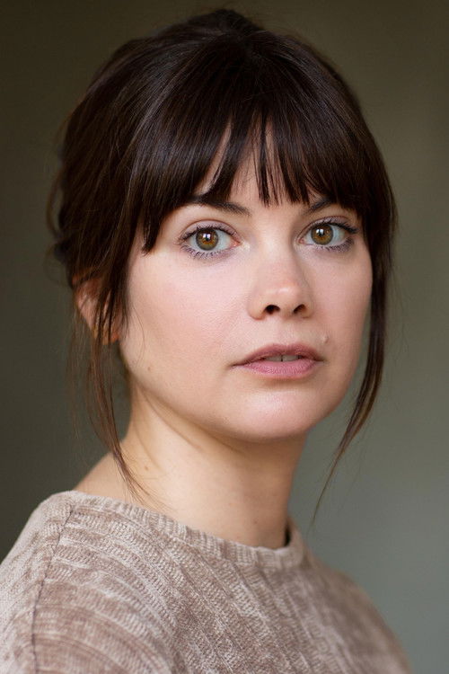 Carli Fish as Young Clara Fairfax