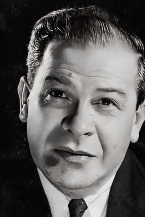Isidro Fernán Valdez as Don Vicente