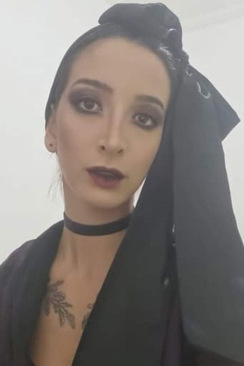 Larissa Harmônica as 