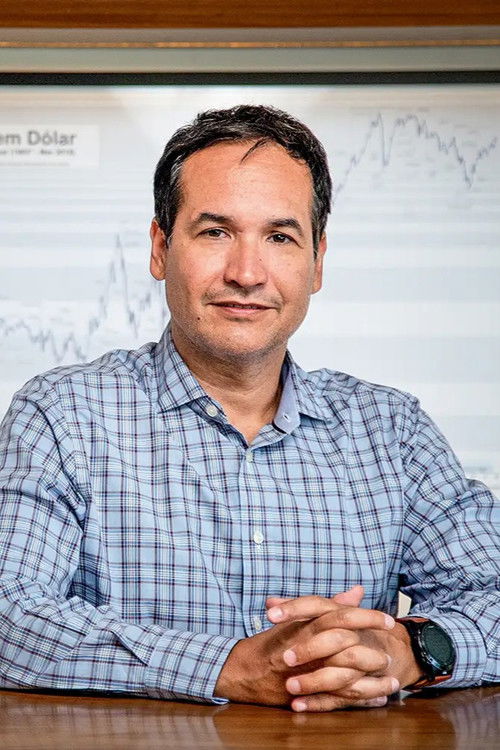 Hélio Beltrão as Himself