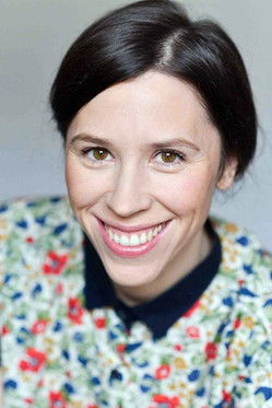 Pauline Pouchin as Welcome Hostess at the Pôle Emploi