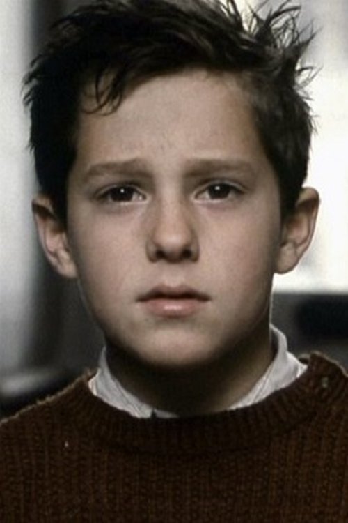 Clément Van Den Bergh as Aurélien