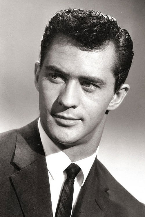 Rod Dana as Charlie (uncredited)