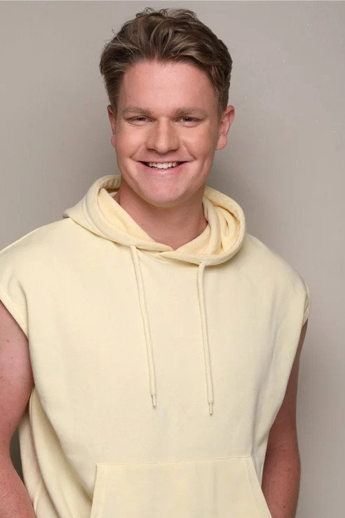 Christiaan Ackermann as Juvan Bester