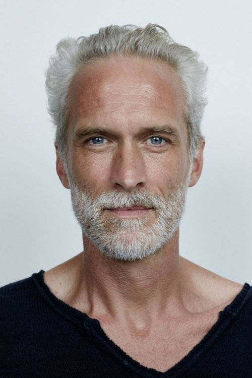 Ingo Brosch as Lieutenant Colonel (voice)