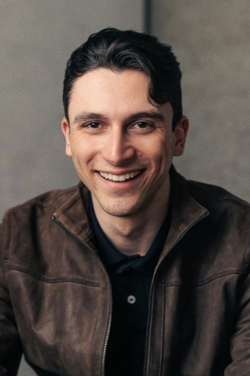 Samuel Deghkhadirian as Johnny