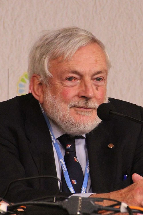 Peter Wadhams as Self