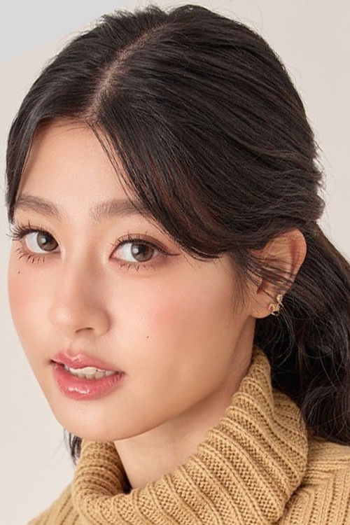 Pathitta Pornchumroenrut as Puifai