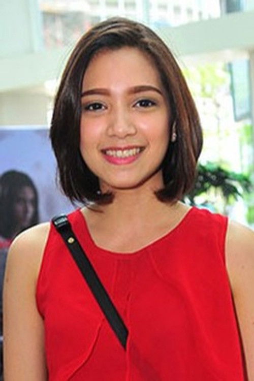 Claudia Soraya as Samara