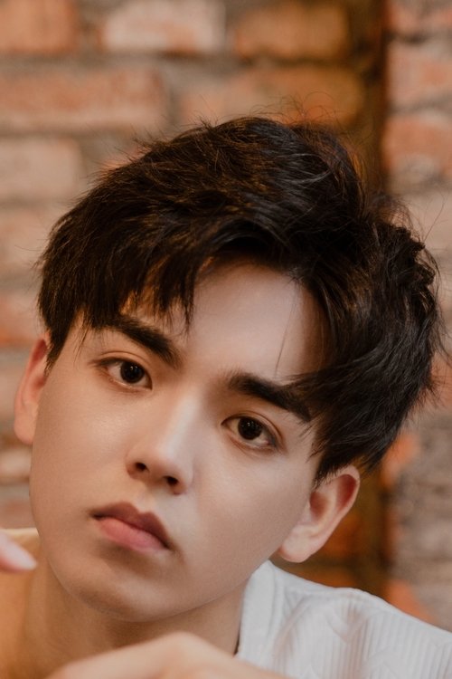 Sun Zhongyang as Qi Yi