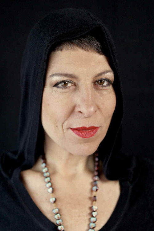 Natalie Gamsu as Angel Weedle