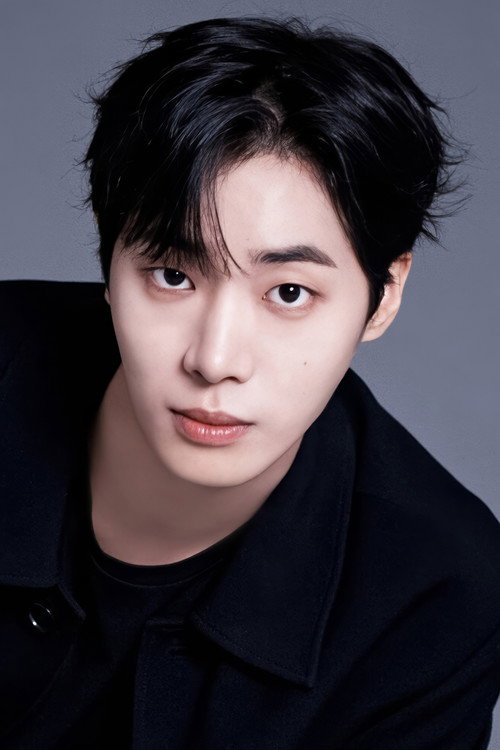 Choo Young-woo as Song Seo-In / Cheon Seung-Hwi