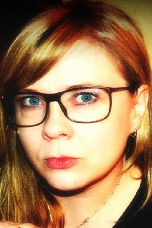 Olga Kel as Toastmaster