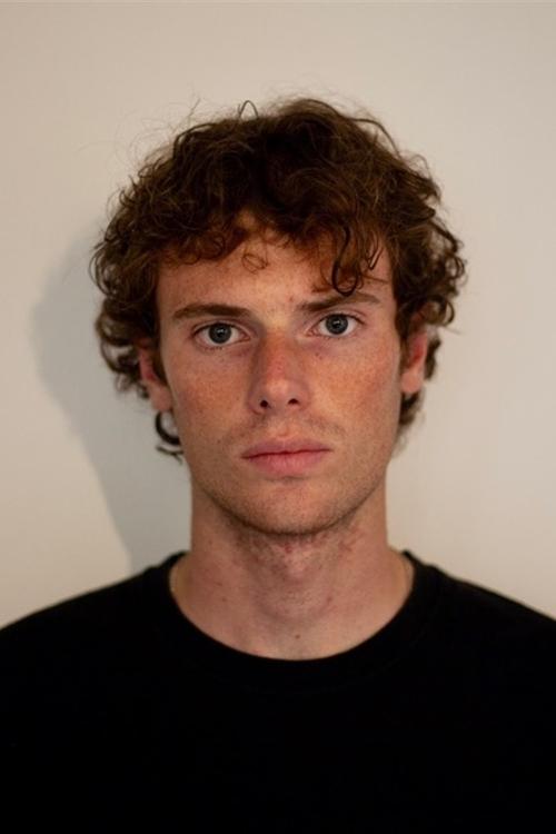 Txomin Vergez as Camille