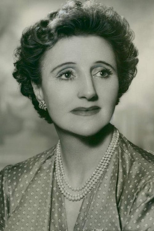 Joyce Carey as First Lady