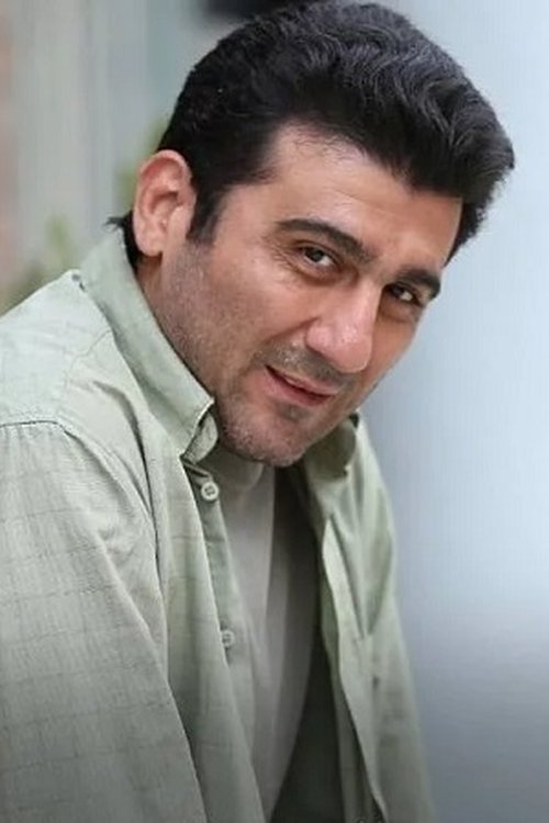 Arash Falahatpisheh as Vahid