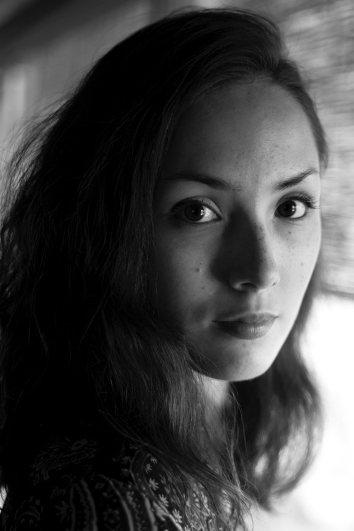 Elisa Shua Dusapin as Une voyageuse