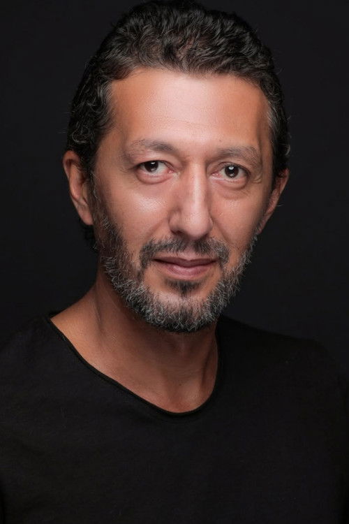 Mustafa Ozer as İlyas
